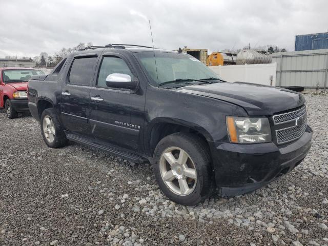 3GNFK12348G163623 - 2008 CHEVROLET AVALANCHE K1500 BLACK photo 4