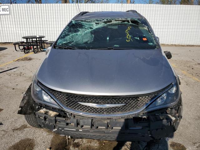 2C4RC1BG5HR570625 - 2017 CHRYSLER PACIFICA TOURING L SILVER photo 5