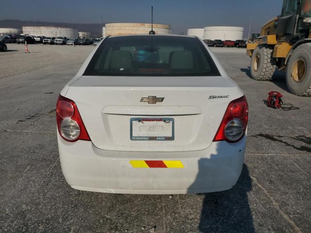 1G1JA5SH9G4126595 - 2016 CHEVROLET SONIC LS WHITE photo 6