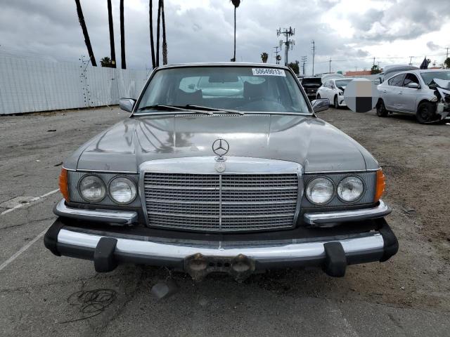 11612012023059 - 1980 MERCEDES-BENZ 300-CLASS GRAY photo 5