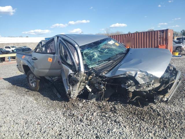 5TFJU4GNXFX087889 - 2015 TOYOTA TACOMA DOUBLE CAB PRERUNNER SILVER photo 4