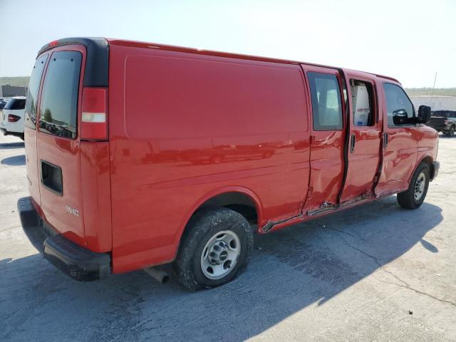 1GTHG39KX91107097 - 2009 GMC SAVANA G3500 RED photo 3