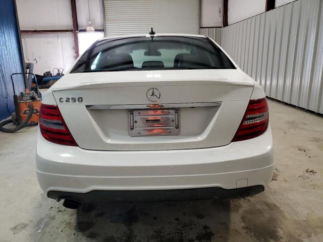 WDDGF4HB3EA955103 - 2014 MERCEDES-BENZ C 250 WHITE photo 6