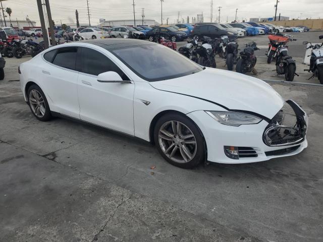 5YJSA1E24GF129280 - 2016 TESLA MODEL S WHITE photo 4