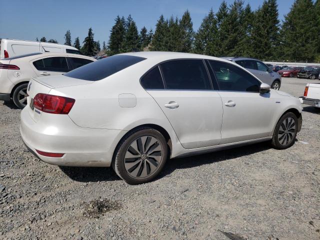 3VW637AJ4DM283309 - 2013 VOLKSWAGEN JETTA HYBRID WHITE photo 3