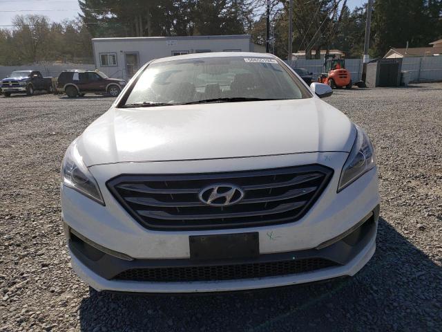 5NPE34AF7FH126052 - 2015 HYUNDAI SONATA SPORT WHITE photo 5