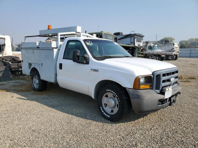 1FDSF305X6EB15331 - 2006 FORD F350 SRW SUPER DUTY WHITE photo 4