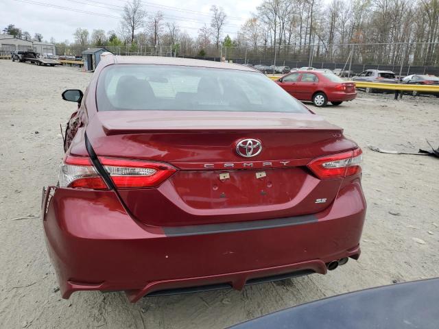 4T1B11HK2JU677428 - 2018 TOYOTA CAMRY L RED photo 6