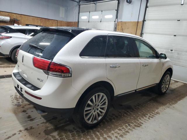 2LMDJ6JK8FBL32082 - 2015 LINCOLN MKX WHITE photo 3