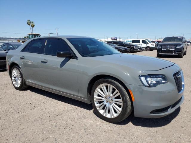 2C3CCAAG4JH283512 - 2018 CHRYSLER 300 TOURING GRAY photo 4