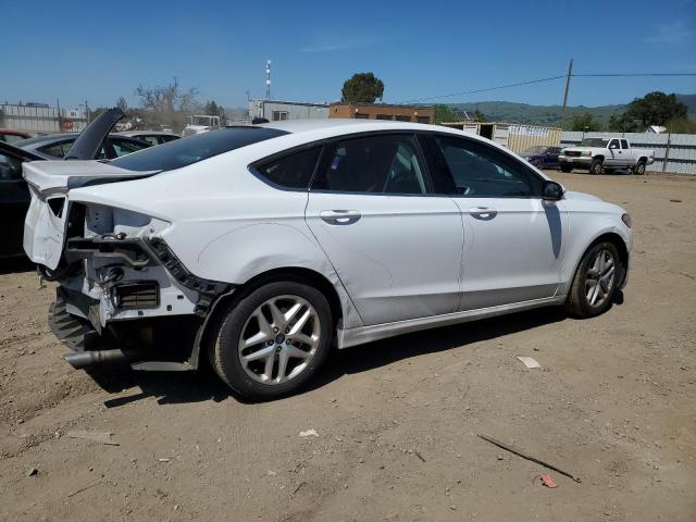 3FA6P0H79DR286613 - 2013 FORD FUSION SE WHITE photo 3