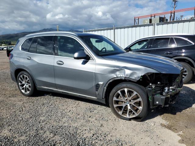 5UX43EU02R9T41083 - 2024 BMW X5 XDRIVE50E GRAY photo 4