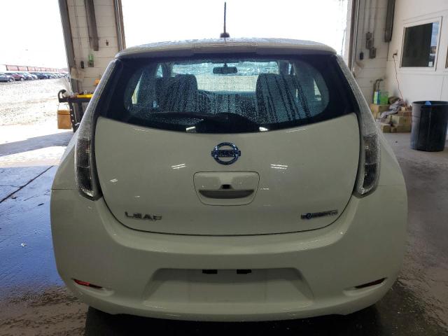 1N4AZ0CP2FC319741 - 2015 NISSAN LEAF S WHITE photo 6