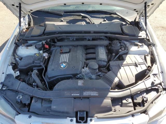 WBAPK5C57BA995948 - 2011 BMW 3 SERIES XI SULEV WHITE photo 11