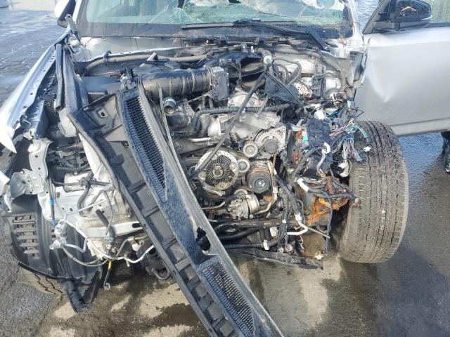 JTEBU5JR0J5592362 - 2018 TOYOTA 4RUNNER SR5/SR5 PREMIUM Silber Foto 12