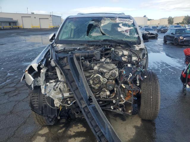 JTEBU5JR0J5592362 - 2018 TOYOTA 4RUNNER SR5/SR5 PREMIUM Silber Foto 5