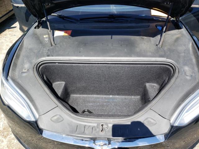 5YJSA1E22JF261087 - 2018 TESLA MODEL S Schwarz Foto 11
