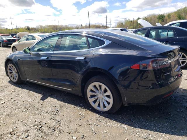 5YJSA1E22JF261087 - 2018 TESLA MODEL S Schwarz Foto 2