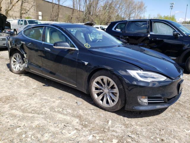 5YJSA1E22JF261087 - 2018 TESLA MODEL S Schwarz Foto 4