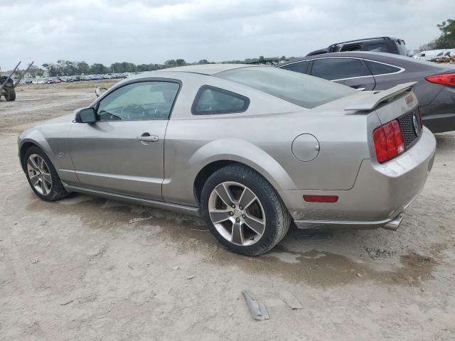 1ZVHT82H385106577 - 2008 FORD MUSTANG GT GRAY photo 2