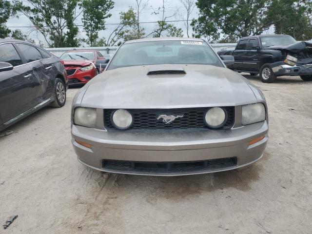 1ZVHT82H385106577 - 2008 FORD MUSTANG GT GRAY photo 5