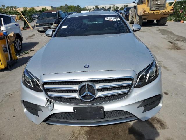 WDDZF4KB4HA020128 - 2017 MERCEDES-BENZ E 300 4MATIC SILVER photo 5