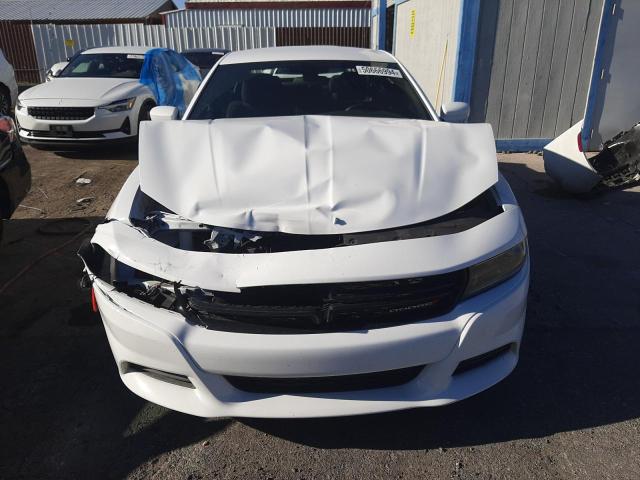 2C3CDXBG2NH212619 - 2022 DODGE CHARGER SXT WHITE photo 5