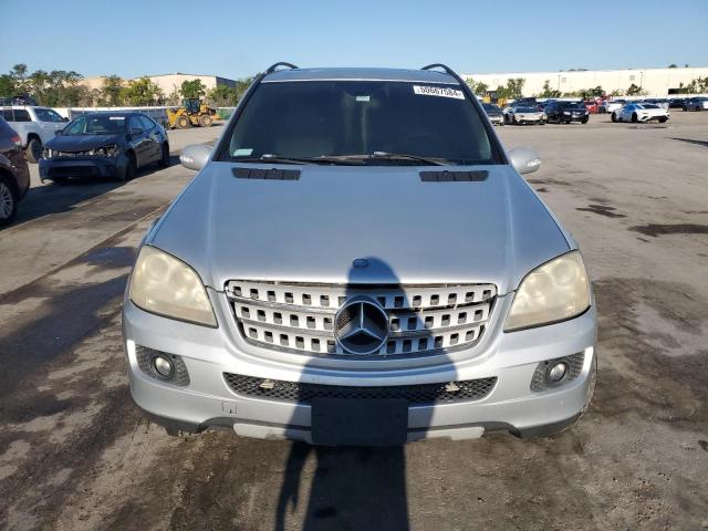 4JGBB86E18A351022 - 2008 MERCEDES-BENZ ML 350 SILVER photo 5