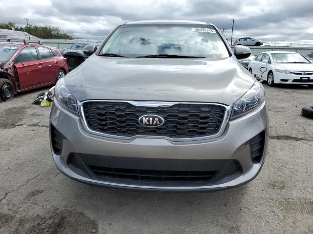 5XYPGDA36KG527869 - 2019 KIA SORENTO L GRAY photo 5