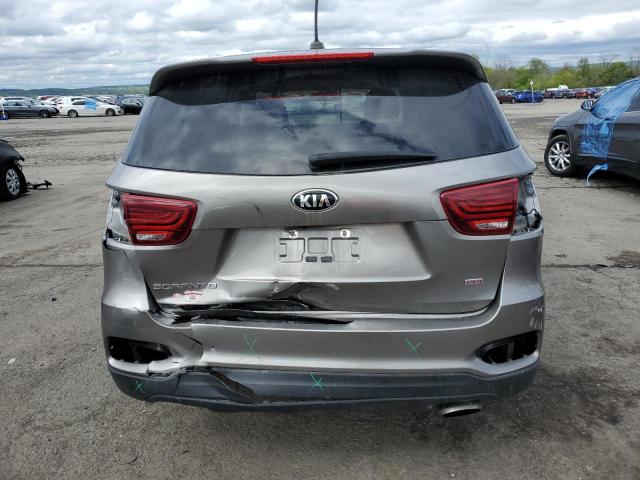 5XYPGDA36KG527869 - 2019 KIA SORENTO L GRAY photo 6