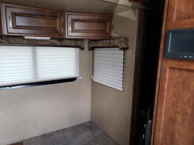 4YDT32522HB451048 - 2017 KEYSTONE OUTBACK SILVER photo 5