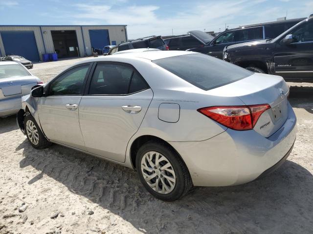 5YFBURHE5HP652888 - 2017 TOYOTA COROLLA L SILVER photo 2