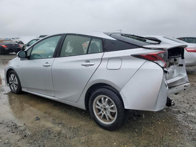 JTDKARFU7J3066520 - 2018 TOYOTA PRIUS SILVER photo 2