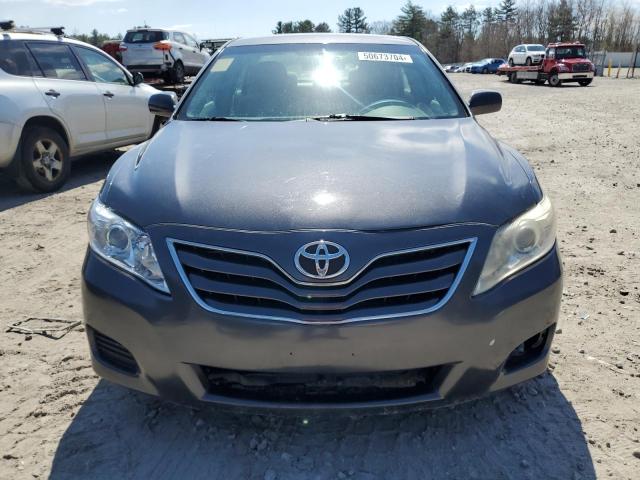 4T4BF3EK3BR127308 - 2011 TOYOTA CAMRY BASE GRAY photo 5