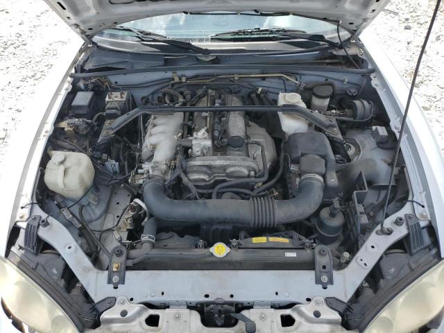 JM1NB353X20232855 - 2002 MAZDA MX-5 MIATA BASE SILVER photo 11