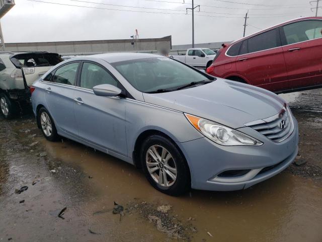 5NPEB4AC1CH377900 - 2012 HYUNDAI SONATA GLS BLUE photo 4