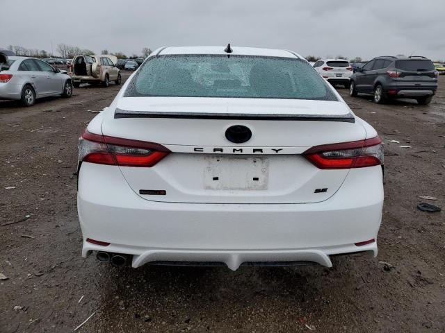 4T1T31AK3PU046821 - 2023 TOYOTA CAMRY SE NIGHT SHADE WHITE photo 6