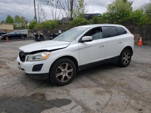 YV4902DZ2D2442135 - 2013 VOLVO XC60 T6 WHITE photo 1