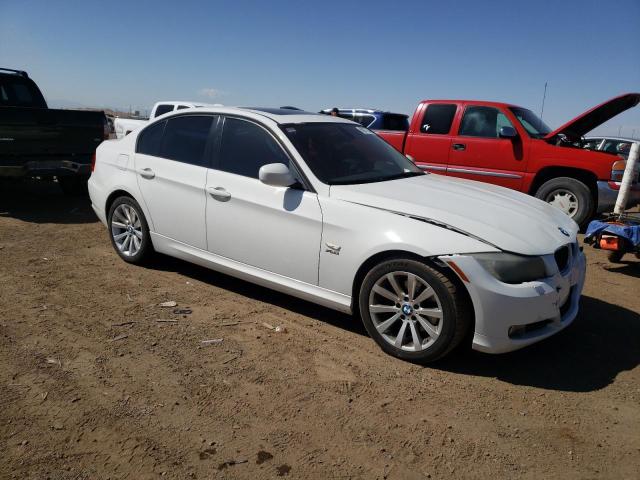 WBAPK7C56BA973953 - 2011 BMW 328 XI WHITE photo 4