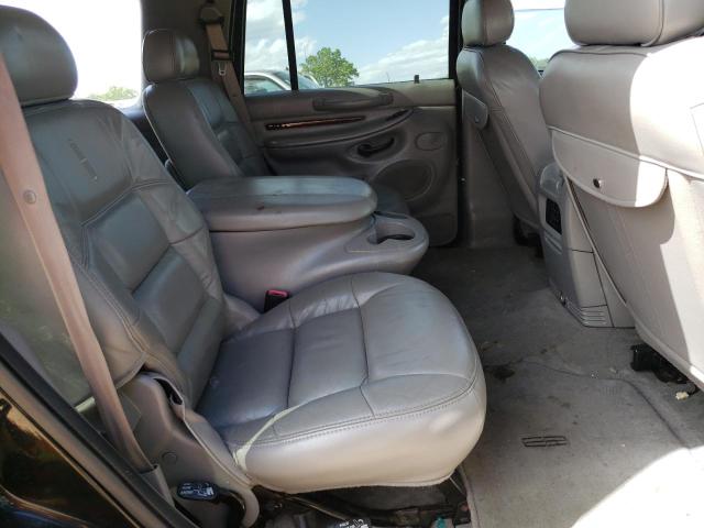 5LMFU28R02LJ07587 - 2002 LINCOLN NAVIGATOR შავი ფოტო 11