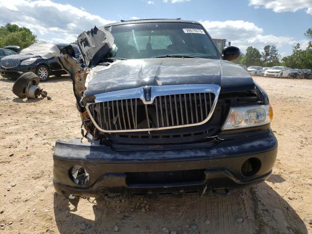 5LMFU28R02LJ07587 - 2002 LINCOLN NAVIGATOR შავი ფოტო 5