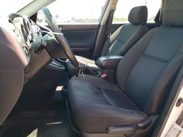 2T1KR32EX7C666193 - 2007 TOYOTA COROLLA MA XR WHITE photo 7