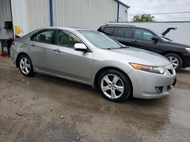 JH4CU26699C017351 - 2009 ACURA TSX SILVER photo 4