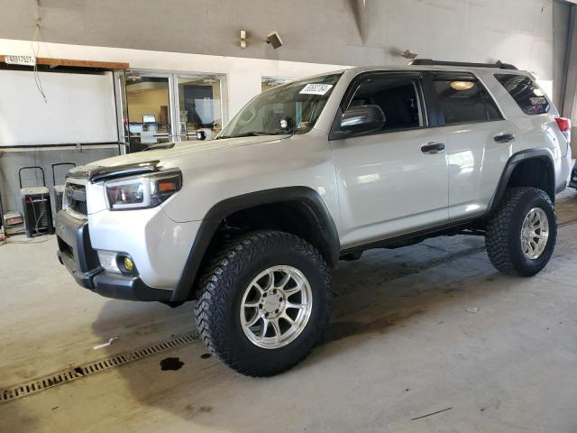 2013 TOYOTA 4RUNNER SR5, 