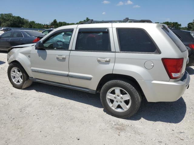 1J8HR48P97C579637 - 2007 JEEP GRAND CHER LAREDO TAN photo 2