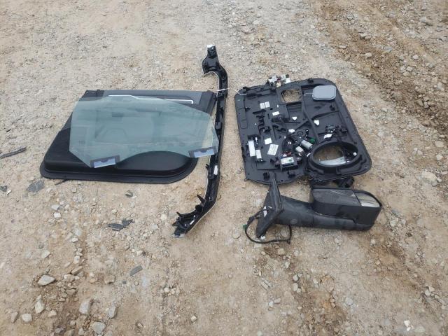 3C6UR5DJ1NG336225 - 2022 RAM 2500 BIG HORN/LONE STAR WHITE photo 13