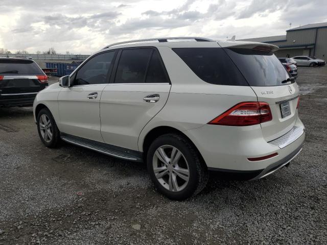 4JGDA5HB9DA144868 - 2013 MERCEDES-BENZ ML 350 4MATIC WHITE photo 2