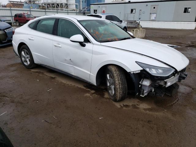 5NPEG4JA0MH112404 - 2021 HYUNDAI SONATA SE WHITE photo 4