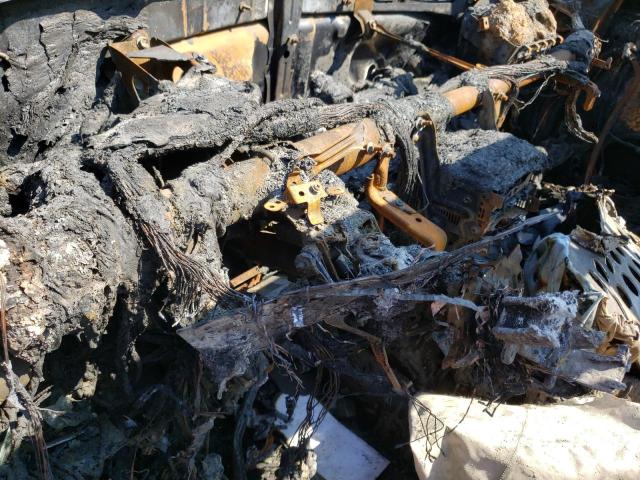 JTKDE177550057841 - 2005 TOYOTA SCION TC 红色 照片 8