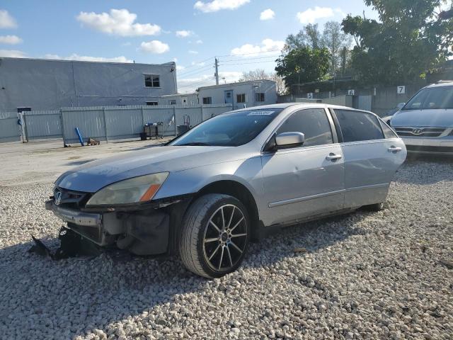 2004 HONDA ACCORD LX, 